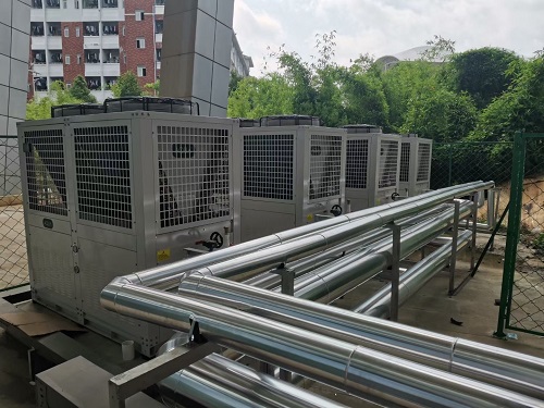 贵州医科大学采用了黄瓜视频网站空气源热泵